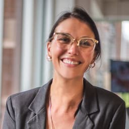 Headshot of Tara McLaughlin